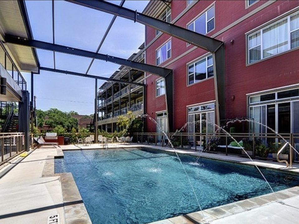 1st image of 831 S Flores St #13207