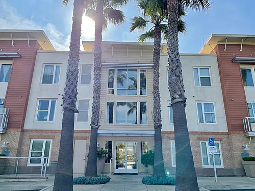 1901 S Victoria Ave #201 Photo 1