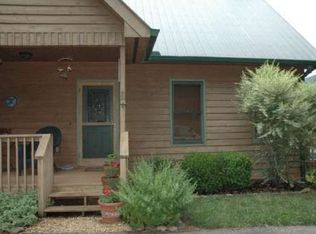 215 High Meadow Trl, Cleveland, GA 30528