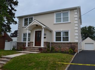 810 W Henry St, Linden, NJ 07036