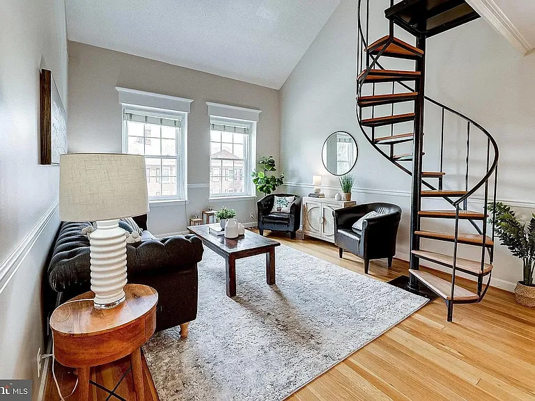 3044 S Buchanan St #C2 — Photo 5