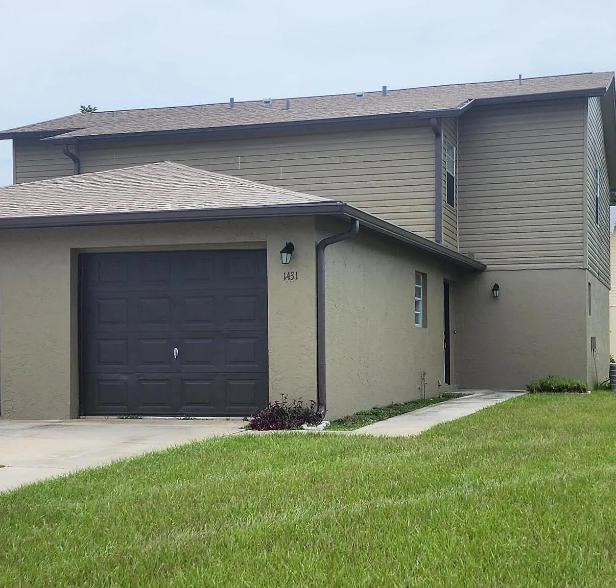 2 bed, 1.5 bath, 1116 sqft, $1,650 — Photo 1