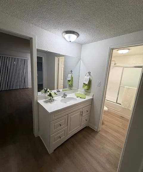 16251 Woodruff Ave — Photo 20