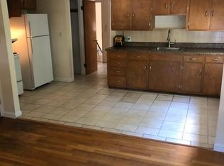 82 Whitmarsh Ave APT 2, Worcester, MA 01606