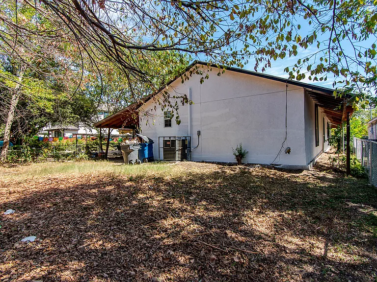 3931 Abilene St — Photo 5