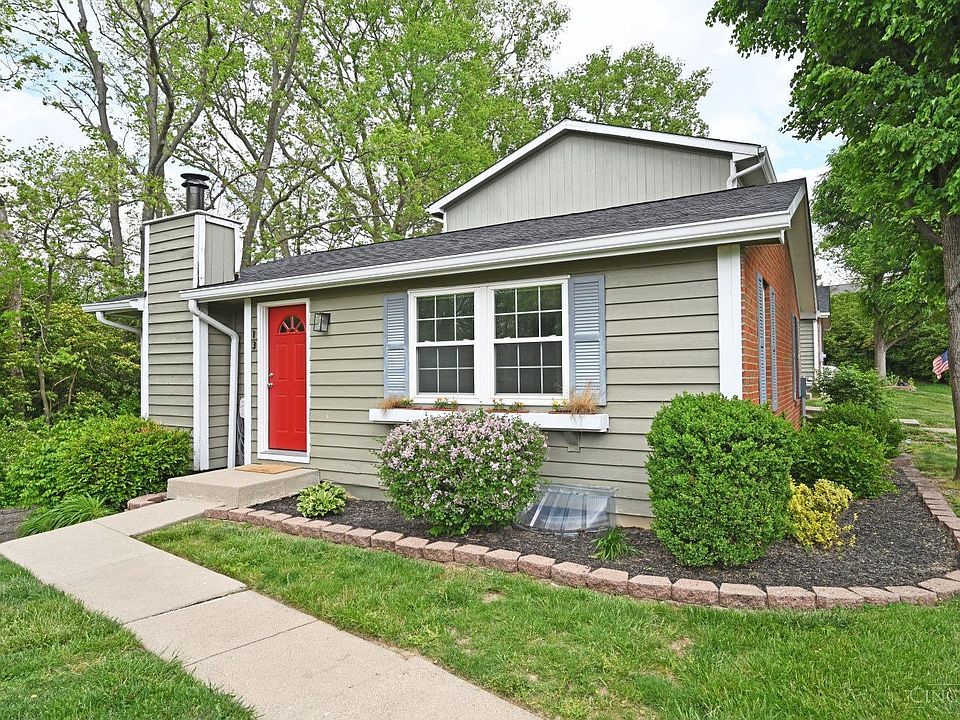 1st image of 13 Bassett Pl