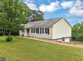 447 Ridgewood Dr, Fort Ashby, WV 26719