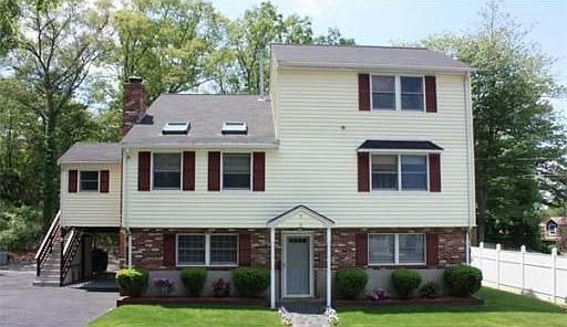 1st image of 2 Norwood Ave