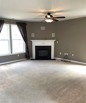 2nd image of 106 Yardarm Ct