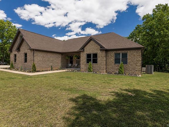 3rd image of 770 County Road 461