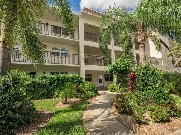 860 Virginia St APT 105, Dunedin, FL 34698