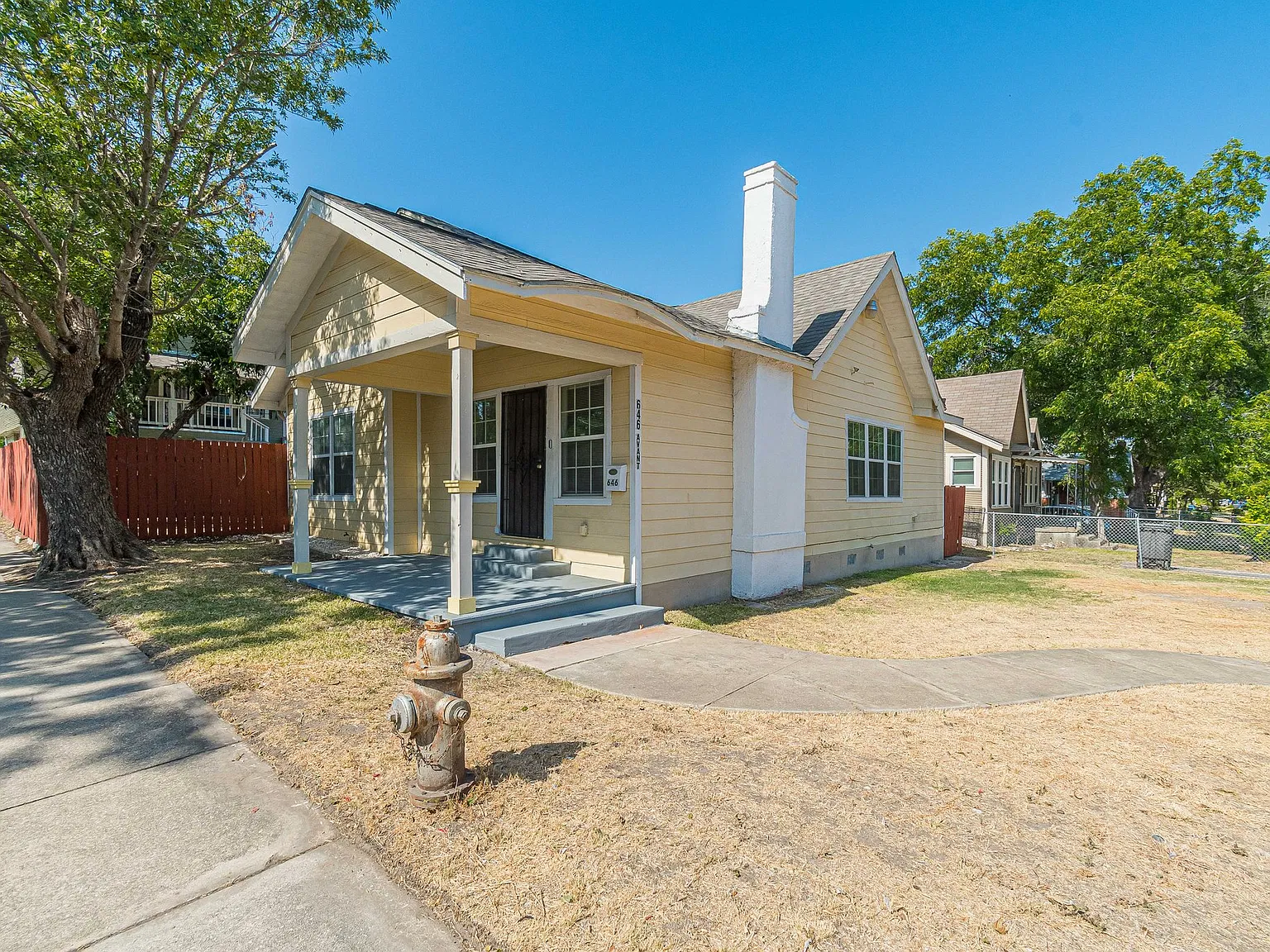 646 Avant Avenue - 1 — Photo 2
