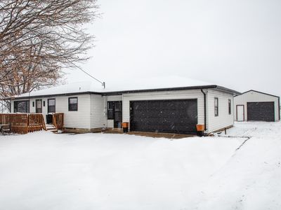 2211 230th St, Denver, IA, 50622