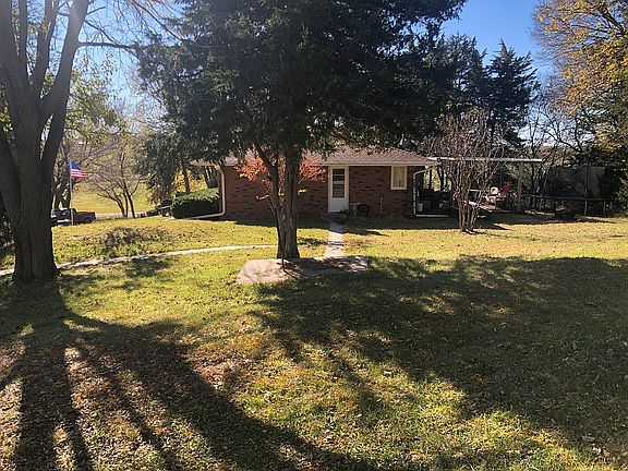 3rd image of 2774 County Road C