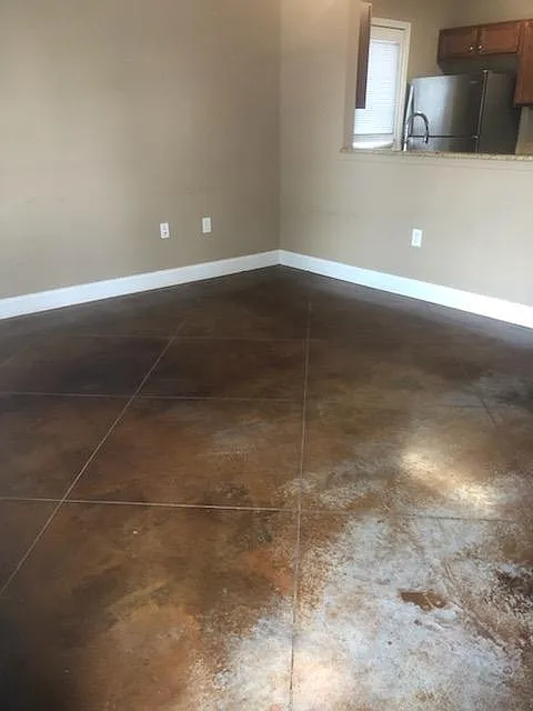 3 bed, 1360 sqft, $1,600 — Photo 3