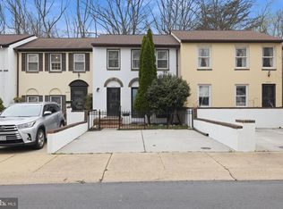 2938 Espana Ct, Fairfax, VA 22031