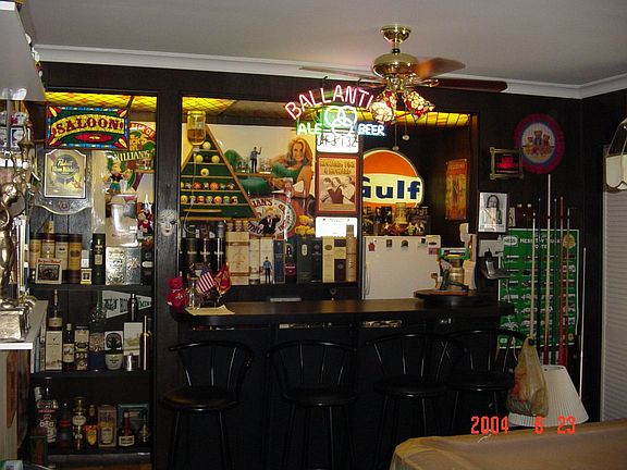 Bar in Family room