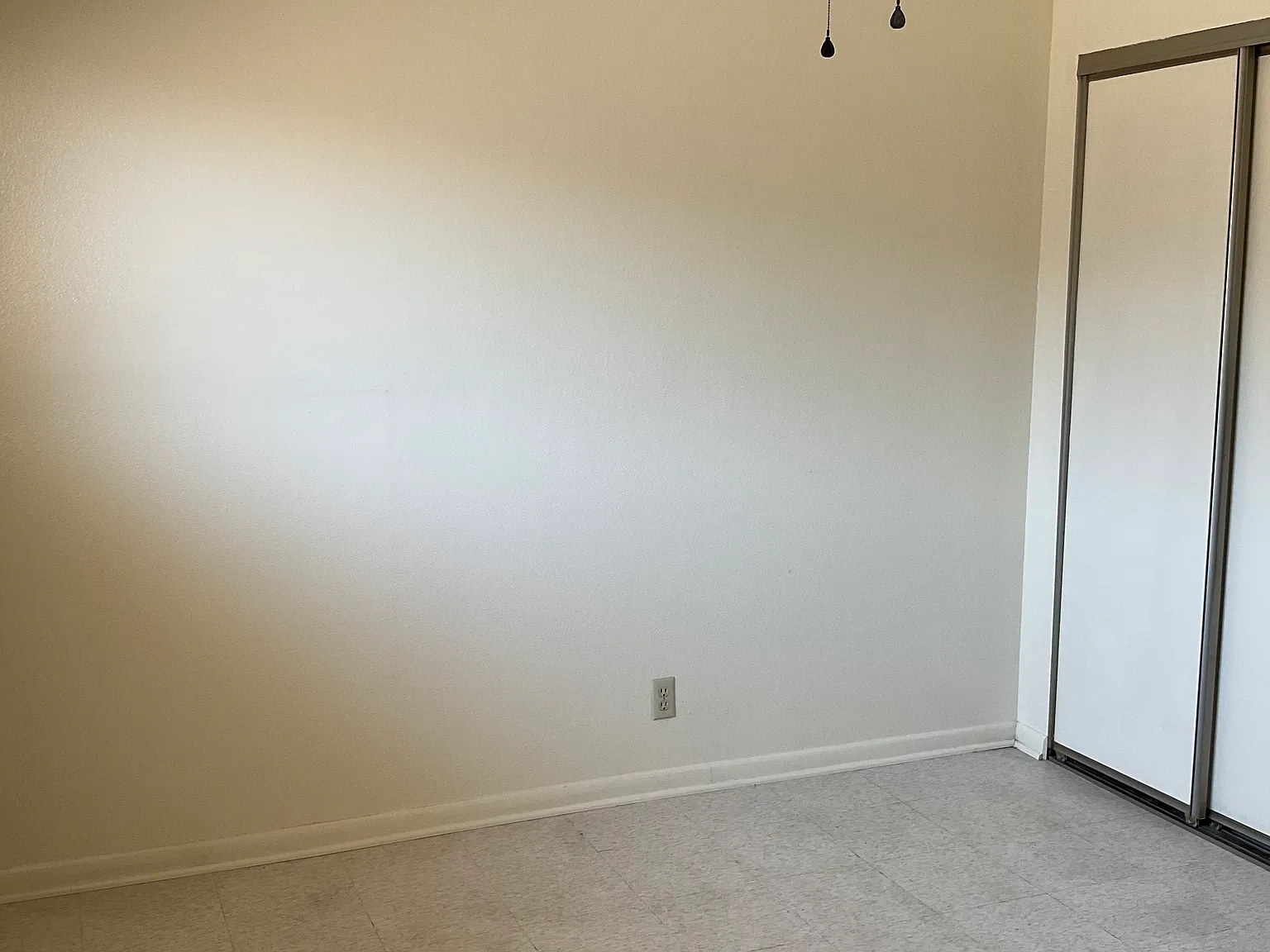 209 Green St — Photo 4