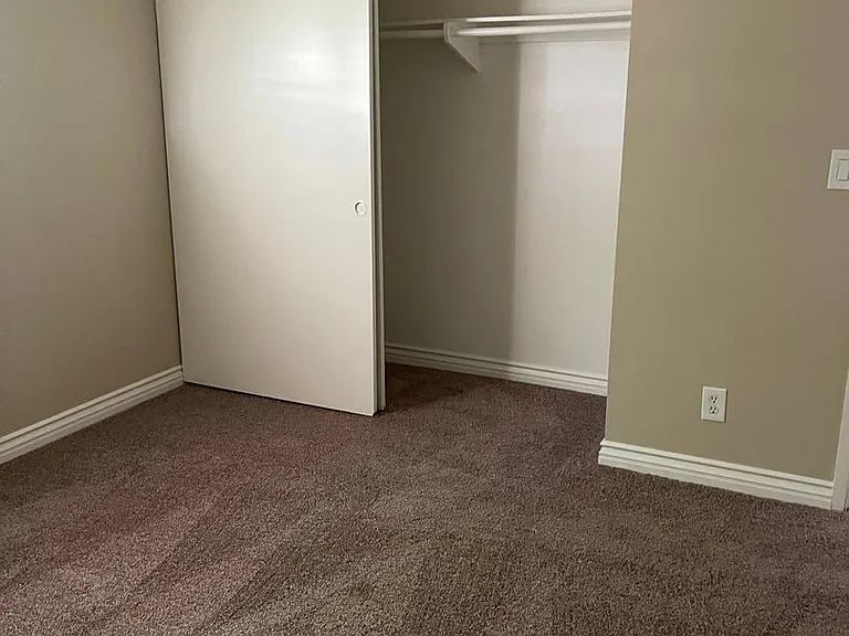380 K St — Photo 7