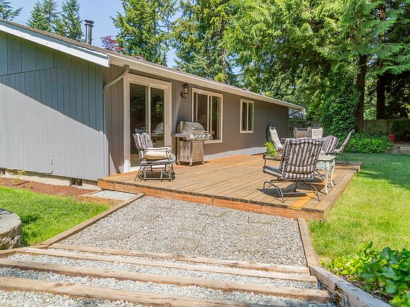 5th image of 4311 83rd Ave NW