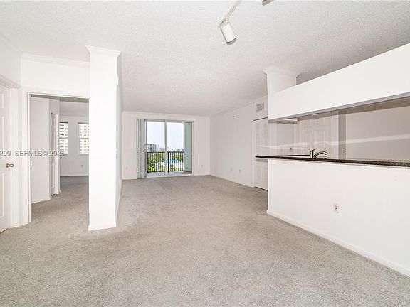 2nd image of 17150 N Bay Rd APT 2911