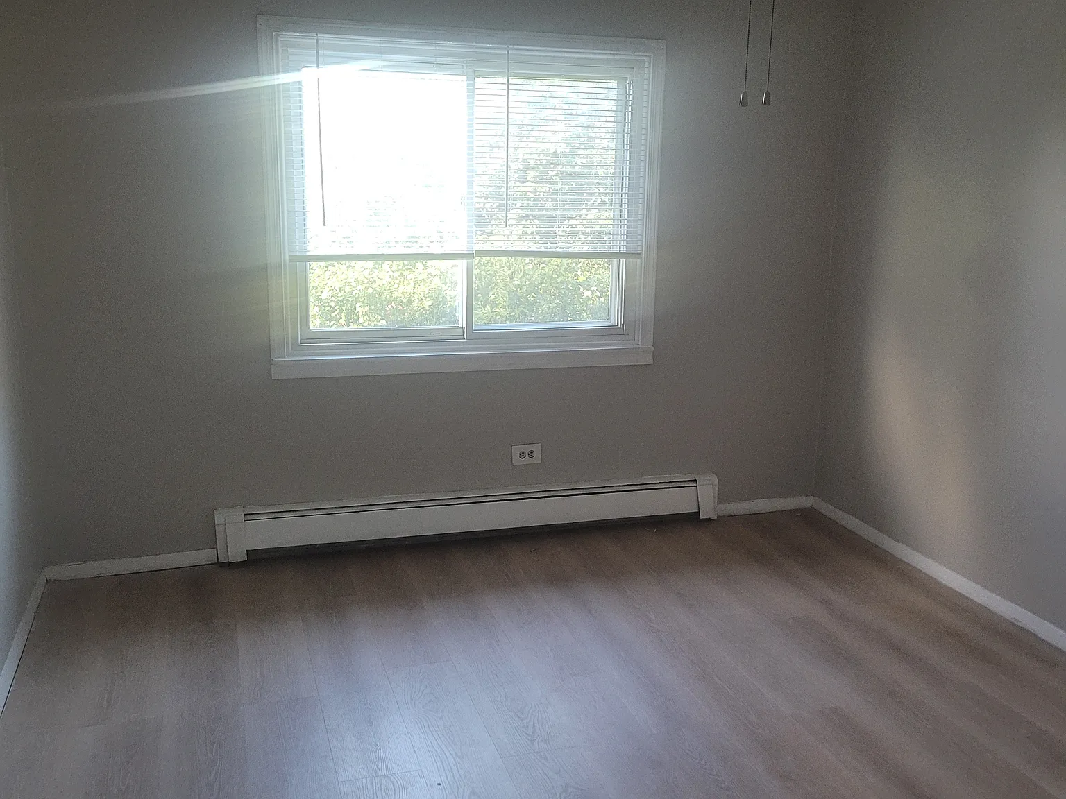 2 bed, 950 sqft, $1,695 — Photo 4