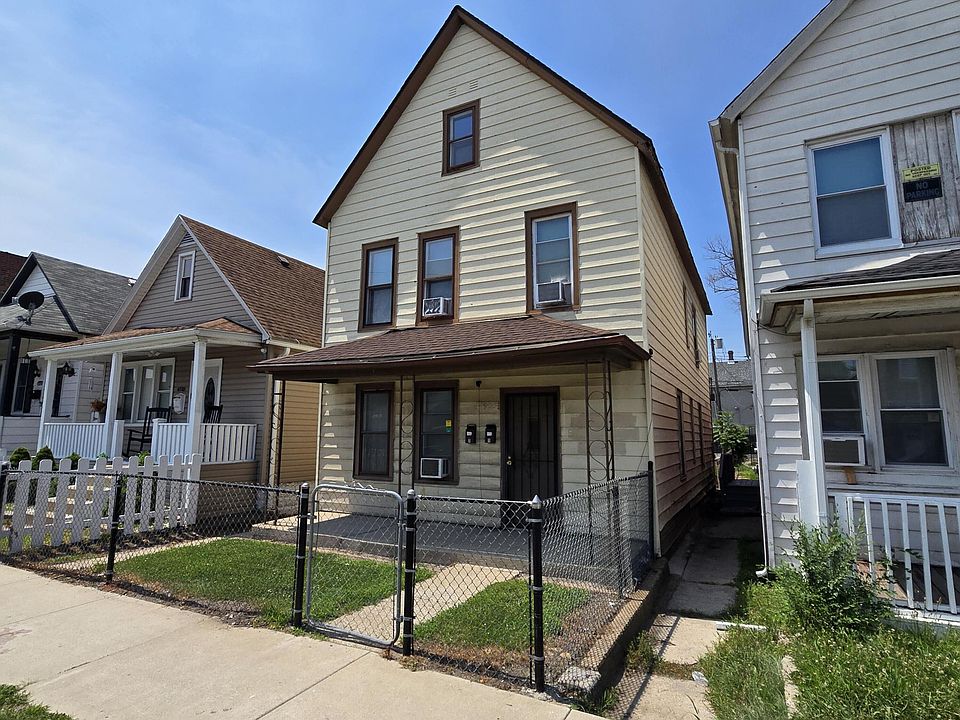 1st image of 4908 Northcote Ave