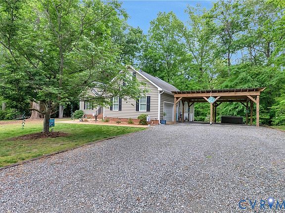 2nd image of 2170 Mandeville Trl