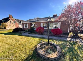 1613 E 2nd St, Defiance, OH 43512