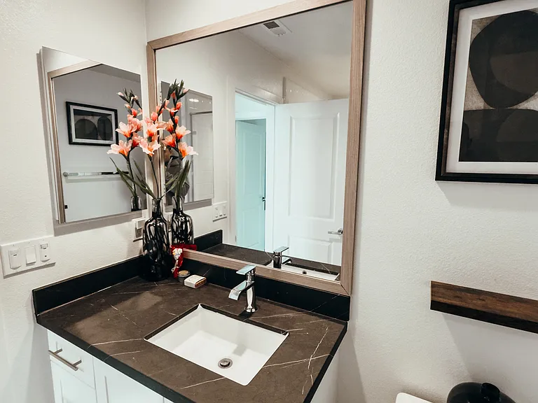 2415 Calle Grandon — Photo 12