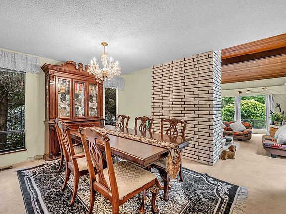 5th image of 4200 Coventry Dr