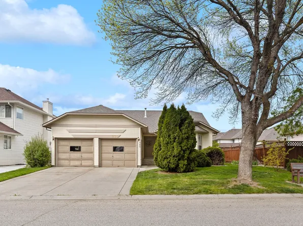 380 Murray Cres, Kelowna, BC V1X 7P7