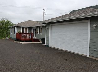 1145 Summit Ave, Raymond, WA 98577