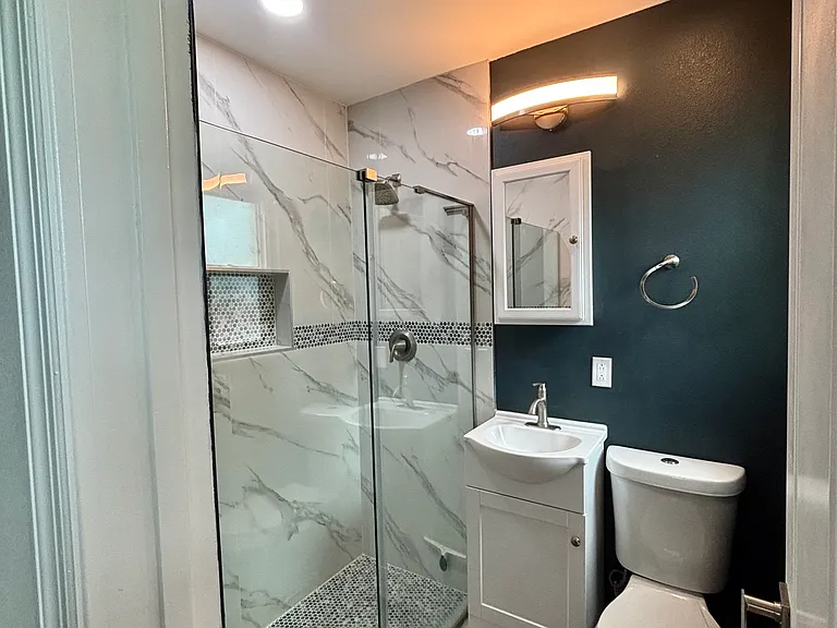 3911 W Rogers Ave — Photo 6