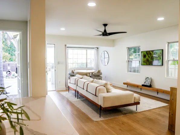 2369 Beach Ave, Venice, CA 90291