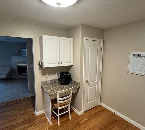 5th image of 2236 Lesner Cres APT 202