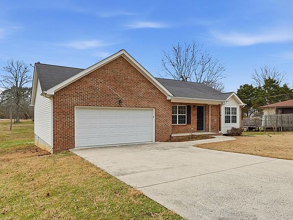 2nd image of 909 Indian Springs Rd