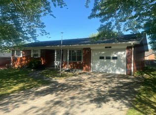 12 Hilltop Dr, Science Hill, KY 42553