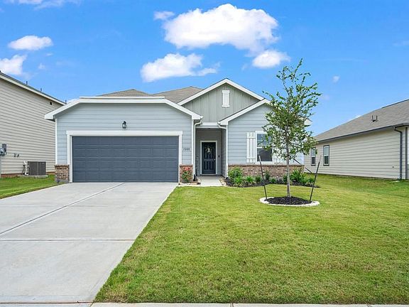 3rd image of 1008 Lacebark Pine Ln