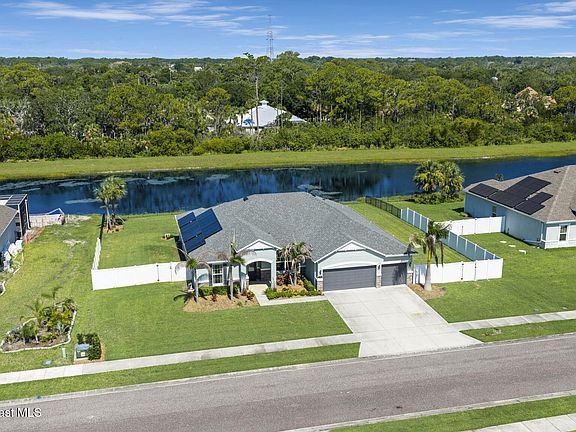 3rd image of 5120 Ambrosia Ln