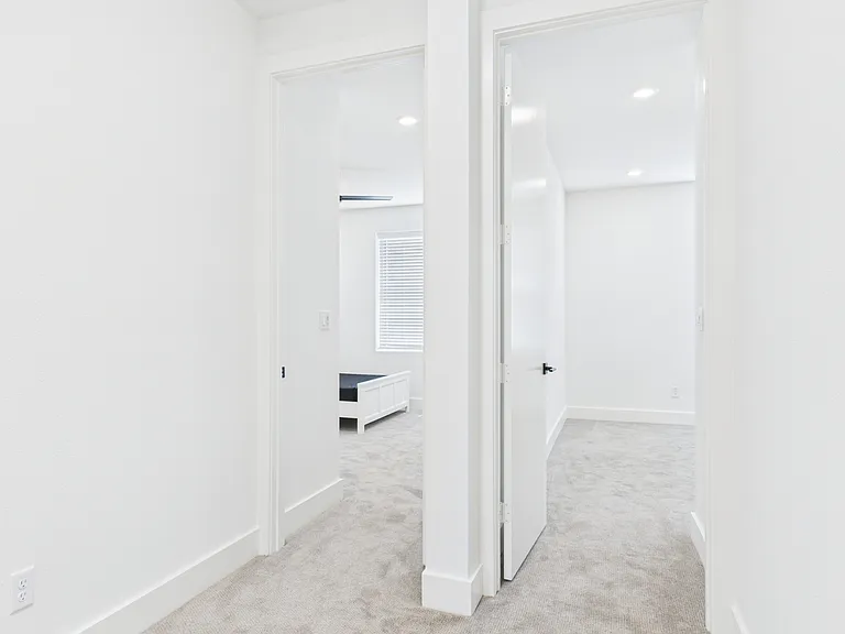 2940 Huffman Way #C — Photo 11