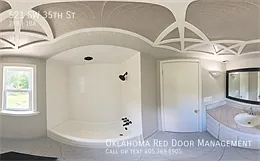 521 SW 35th St — Photo 12