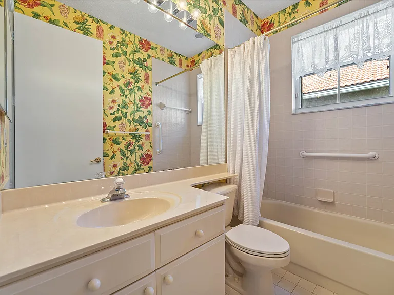 10860 Fairmont Village Dr — Photo 29
