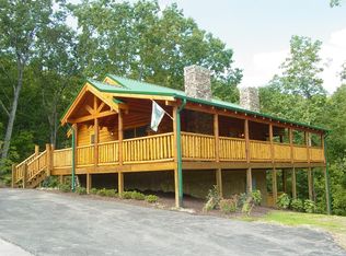 3240 White Falcon Way #ERN826, Pigeon Forge, TN 37863