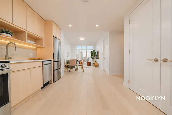 Rented by Nooklyn NYC LLC | media 21