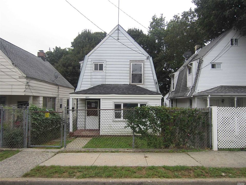 1st image of 12 Austral Ave