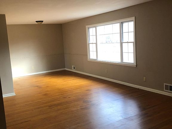 5th image of 9715 Westfield Blvd