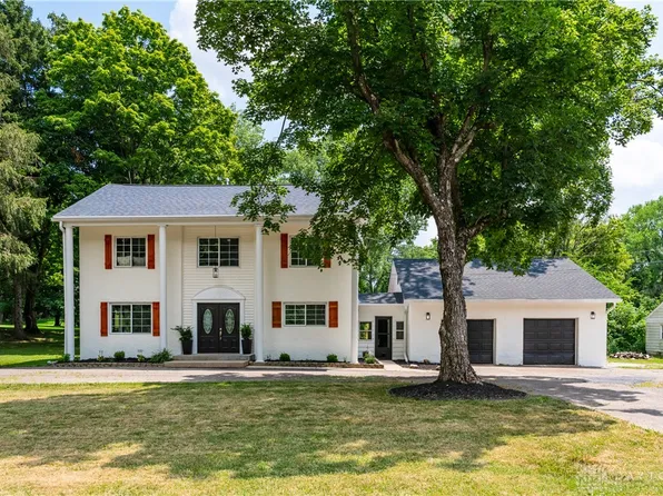 1948 Grange Hall Rd, Dayton, OH 45432