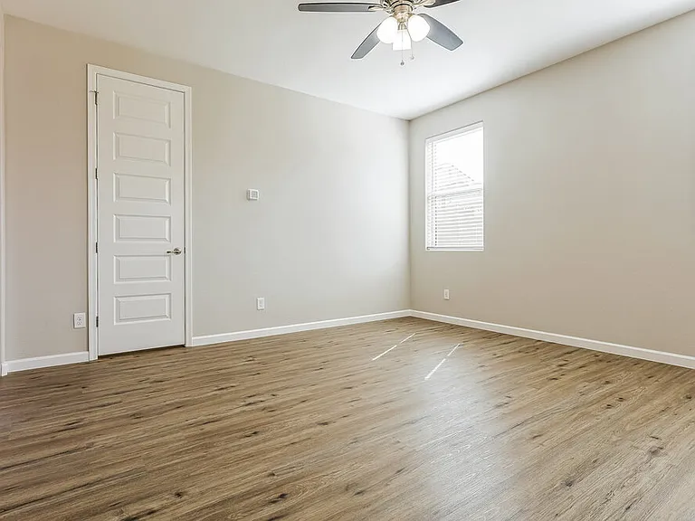 10549 E Durant Dr — Photo 10