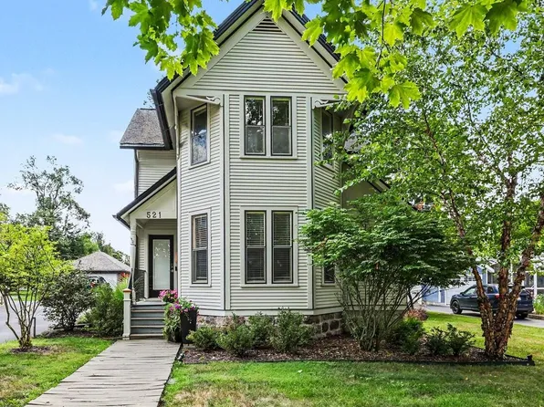 521 W Middle St, Chelsea, MI 48118